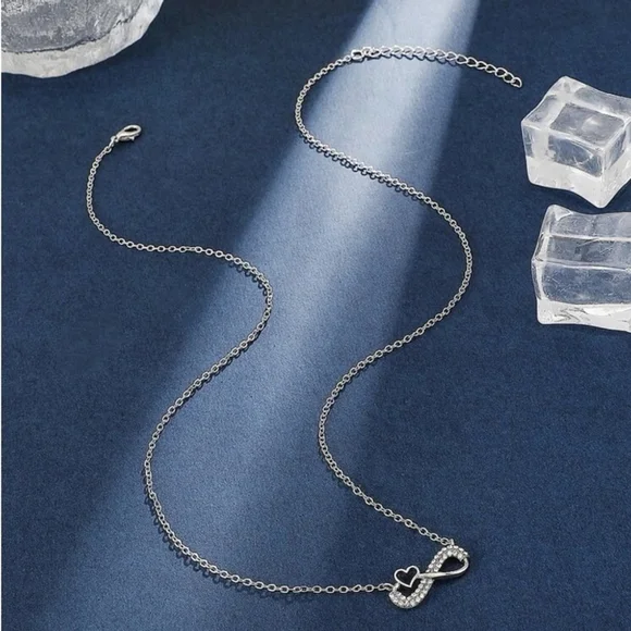 ⚠️Clearance Silver Infinity And Heart Pendant Necklace SS - Picture 2 of 5